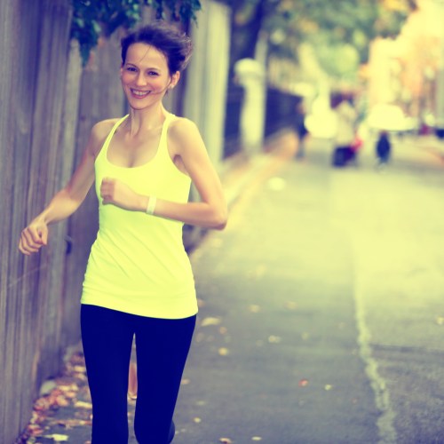 YellowTopRunning_1_BLOG_COLOR